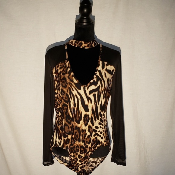 Quum Tops - Leopard Body Suit